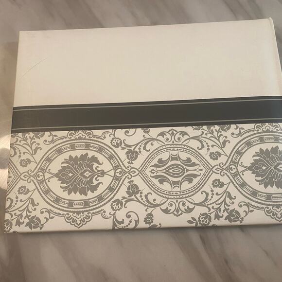 Mr. & Mrs phone album - Picture 3 of 3